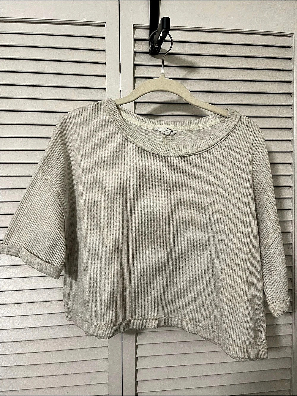 Blu Pepper Textured Crewneck Size Small